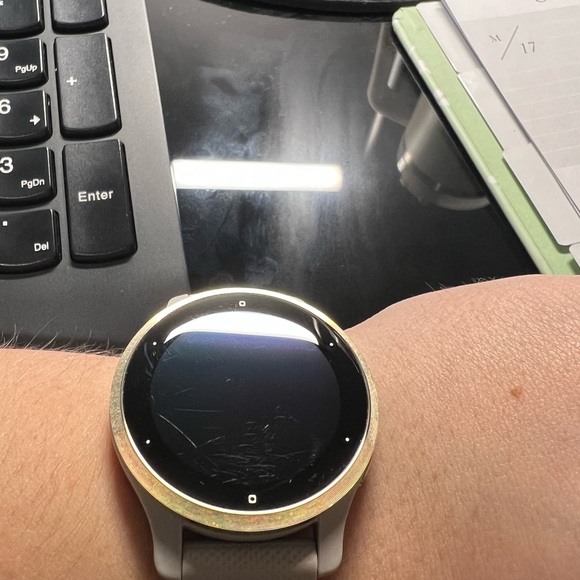 Garmin Venu 2s - Gold - Picture 2 of 2